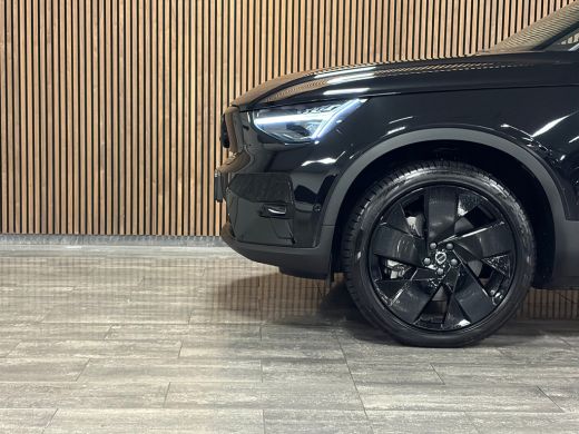 Volvo  EX40 Single Motor Extended Range Ultra Black Ed. 82 kWh | Vol! | Trekhaak | Schuifdak | 360&deg; Camera | ... ActivLease financial lease