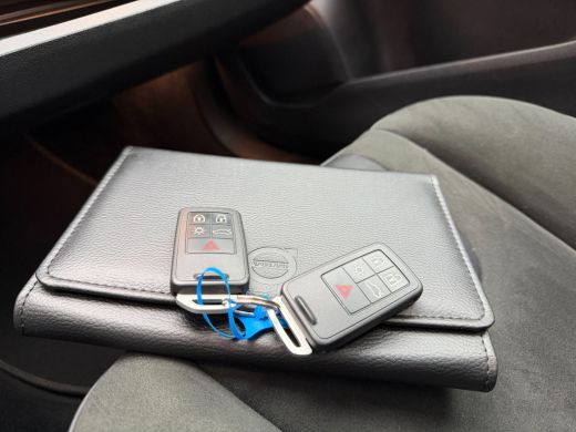 Volvo  V40 1.5 T3 Polar+ Sport LED-Pano-H&K-Keyless-Camera ActivLease financial lease