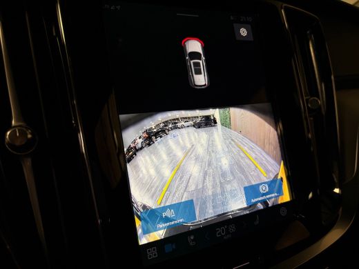 Volvo  V60 T8 AWD Recharge Ultra Dark | Trekhaak | Schuifdak | 455pk | Head-Up Display | Harman Kardon | Ada... ActivLease financial lease