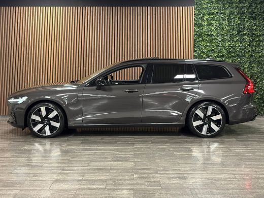 Volvo  V60 T8 AWD Recharge Ultra Dark | Trekhaak | Schuifdak | 455pk | Head-Up Display | Harman Kardon | Ada... ActivLease financial lease