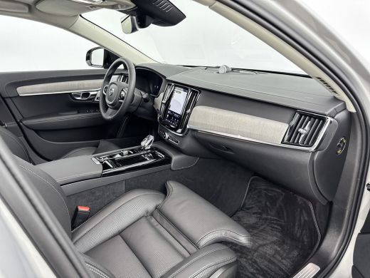 Volvo  V90 T8 Recharge Ultra Dark | 20" | Luchtvering | Geventileerd Nappa | Massagestoelen | Bowers & Wilki... ActivLease financial lease