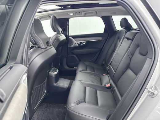 Volvo  V90 T8 Recharge Ultra Dark | 20" | Luchtvering | Geventileerd Nappa | Massagestoelen | Bowers & Wilki... ActivLease financial lease