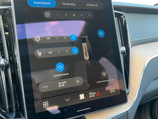 Volvo  XC60 T6 Plug-in hybrid AWD Ultra Dark | Bowers & Wilkins audiosysteem | Luchtvering | 22 inch Velgen |... ActivLease financial lease