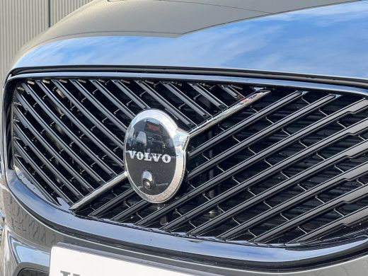 Volvo  XC60 T6 Plug-in hybrid AWD Ultra Dark | Bowers & Wilkins audiosysteem | Luchtvering | 22 inch Velgen |... ActivLease financial lease