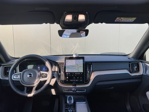 Volvo  XC60 T6 Plug-in hybrid AWD Ultra Dark | Bowers & Wilkins audiosysteem | Luchtvering | 22 inch Velgen |... ActivLease financial lease