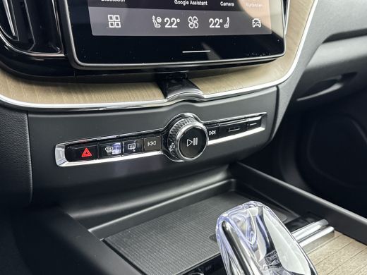 Volvo  XC60 T6 Recharge Ultra Dark | 20" | Geventileerd Nappa | Massagestoelen | Getint Glas | Panoramadak | ... ActivLease financial lease