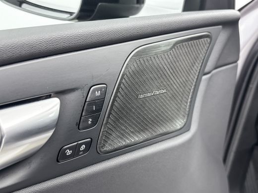 Volvo  XC60 T6 Recharge Ultra Dark | Facelift | 20" | Trekhaak | Panoramadak | Head-up | Harman Kardon | 360 ... ActivLease financial lease