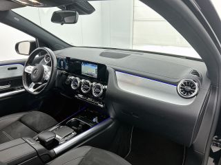 Mercedes-Benz B-Klasse 250 e Hybride Premium / Design-en AMG line / 1/2 Leder / Stoelverwarming / Pdc+Camera / Navigatie...