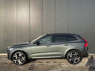 Volvo  XC60 T6 Plug-in hybrid AWD Ultra Dark | Bowers & Wilkins audiosysteem | Luchtvering | 22 inch Velgen |...