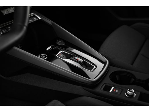 Audi A3 Sportback 40 TFSI e Advanced edition 204PK | Fabrieksgarantie 04/2030 | Stoelverw. voor | Elek. b... ActivLease financial lease