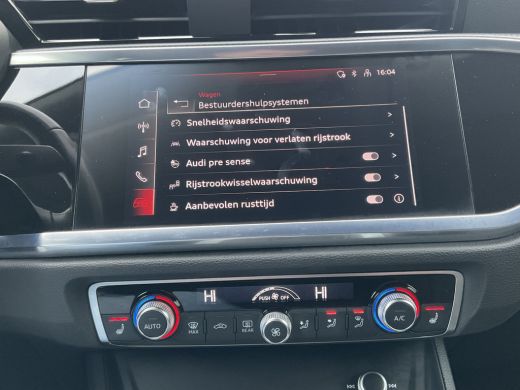 Audi Q3 45 TFSI PHEV S Edition Pano.dak Stoelverw. Plug-in ActivLease financial lease