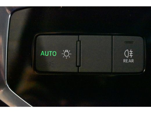 Audi Q3 45 TFSIe 245PK HYBRID S-TRONIC EDITION NAVI/PDC/BLUETOOTH ActivLease financial lease