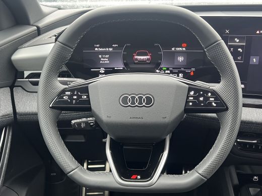 Audi Q6 e-tron S edition 83 kWh ActivLease financial lease