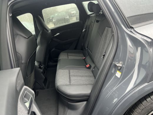 Audi Q6 e-tron S edition 83 kWh ActivLease financial lease