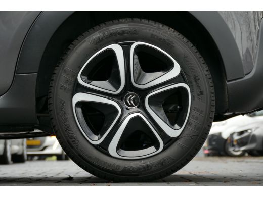 Citroën C3 1.2 PURETECH 82PK 5-DRS PLUS / NAVI / LED / CLIMA / PDC / BLUETOOTH / CRUISECONTROL / 1E EIGENAAR... ActivLease financial lease