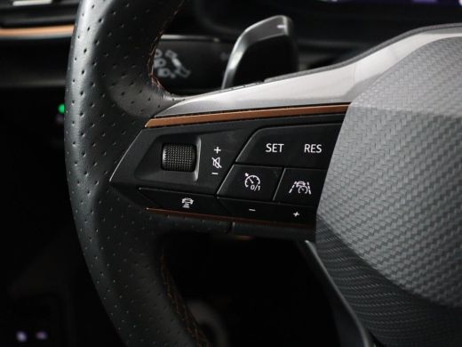 CUPRA Leon 1.4 eHybrid | Trekhaak | Stoelverwarming | Carplay | Camera | Navigatie | Adaptive cruise | Stuur... ActivLease financial lease