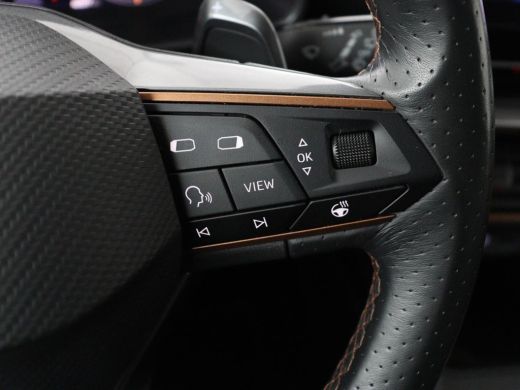 CUPRA Leon 1.4 eHybrid | Trekhaak | Stoelverwarming | Carplay | Camera | Navigatie | Adaptive cruise | Stuur... ActivLease financial lease