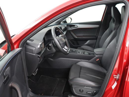 CUPRA Leon 1.4 eHybrid | Trekhaak | Stoelverwarming | Carplay | Camera | Navigatie | Adaptive cruise | Stuur... ActivLease financial lease