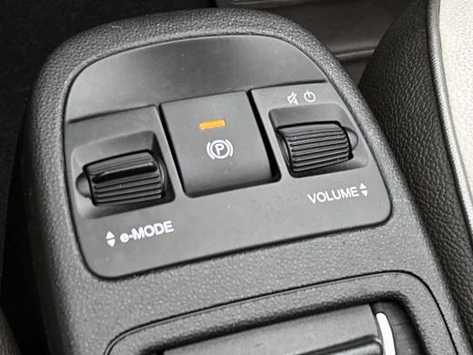 Fiat 500e La Prima 119PK / 42 kWh / SOH 88% / Leder / Adap-Cruise / Pdc+Camera / Navigatie / Airco-ecc. / A... ActivLease financial lease