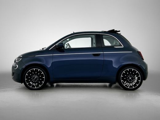 Fiat 500e La Prima 119PK / 42 kWh / SOH 88% / Leder / Adap-Cruise / Pdc+Camera / Navigatie / Airco-ecc. / A... ActivLease financial lease