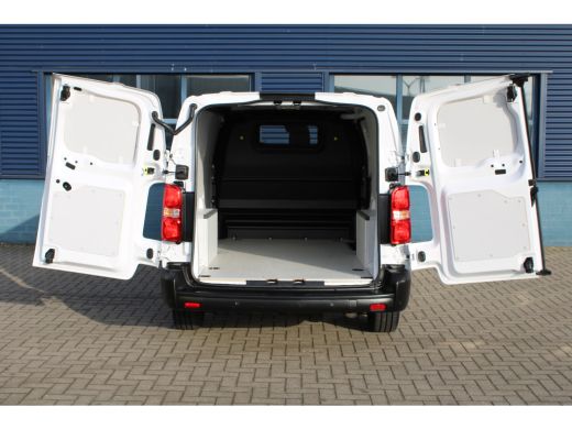 Fiat Scudo L3 120 PK COMFORT WAND | CAMERA | DRAADLOOS CARPLAY | BETIMMERING LAADRUIMTE | ALL-SEASON BANDEN ActivLease financial lease