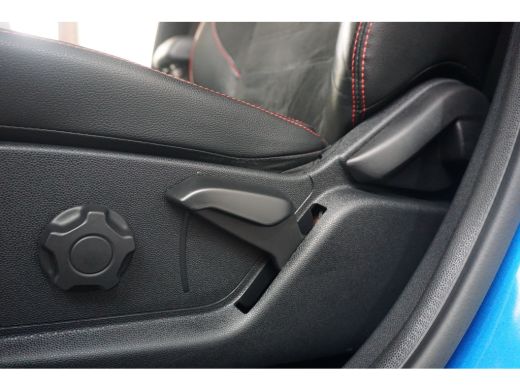 Ford EcoSport 1.0 EcoBoost ST-Line Afneembare trekhaak | Carplay | Climate control | Cruise control | ActivLease financial lease