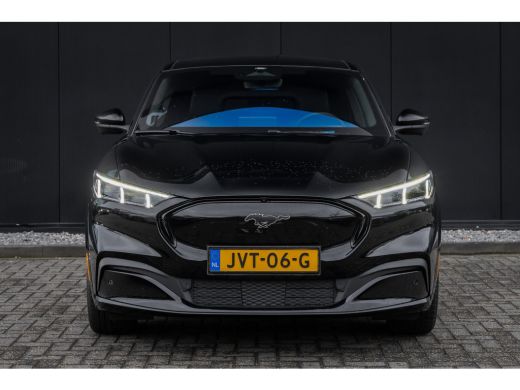 Ford Mustang Mach-E Mach-E Extended AWD 98 kWh | Panoramadak | B&O Audio | 360 camera | Leder | Elec. stoel | Dodehoe... ActivLease financial lease
