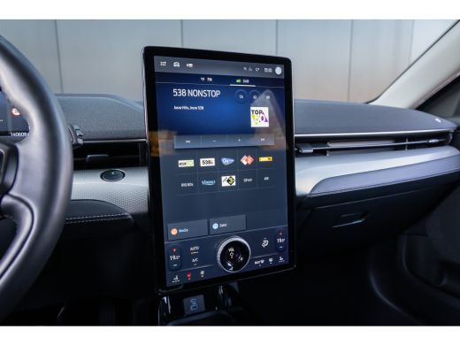 Ford Mustang Mach-E Mach-E RWD 75 kWh | TECHNOLOGY PACK | Achteruitrijcamera | Airco (automatisch) | Apple Carplay/An... ActivLease financial lease