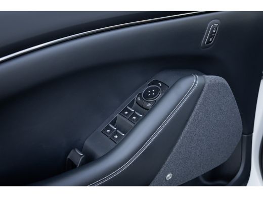 Ford Mustang Mach-E Mach-E RWD 75 kWh | TECHNOLOGY PACK | Achteruitrijcamera | Airco (automatisch) | Apple Carplay/An... ActivLease financial lease