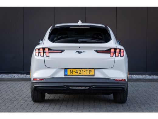 Ford Mustang Mach-E Mach-E RWD 75 kWh | TECHNOLOGY PACK | Achteruitrijcamera | Airco (automatisch) | Apple Carplay/An... ActivLease financial lease
