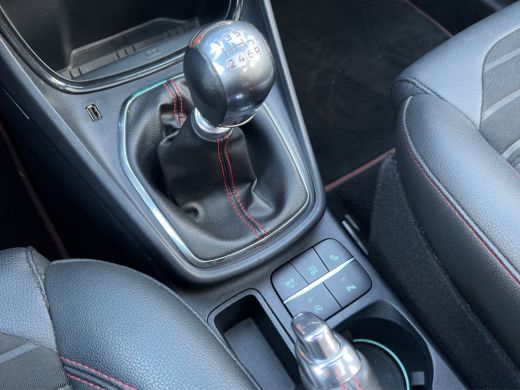 Ford Puma 1.0 EcoBoost 155pk Hybrid ST-Line X | Driver Assistance & Winter Pack | Pano dak | ActivLease financial lease