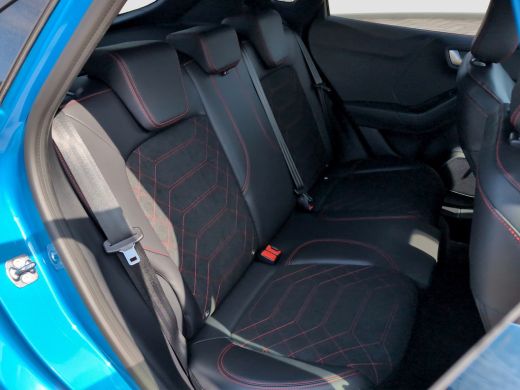 Ford Puma 1.0 EcoBoost Hybrid ST-Line X 125pk | Winterpack | 19"LMV ActivLease financial lease