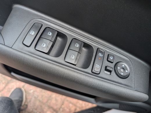 Hyundai Inster Pulse 49 kWh 115pk | Camera | Adap. Cruise | Keyless | Carplay | Stoelverwarming ActivLease financial lease