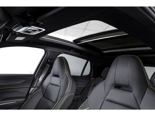 Lynk & Co 01 1.5 More | S/K-panodak | Dig. Cockpit | Stoel-+Stuurverw. | 360 Camera | Adapt. Cruise | Memory |... ActivLease financial lease