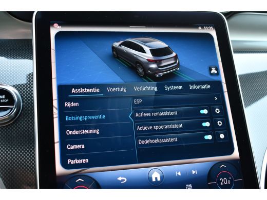 Mercedes-Benz GLC 300e 4MATIC AMG Trekh Distr Burmester ActivLease financial lease