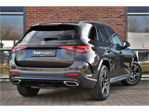 Mercedes-Benz GLC 300e 4MATIC AMG Trekh Distr Burmester ActivLease financial lease