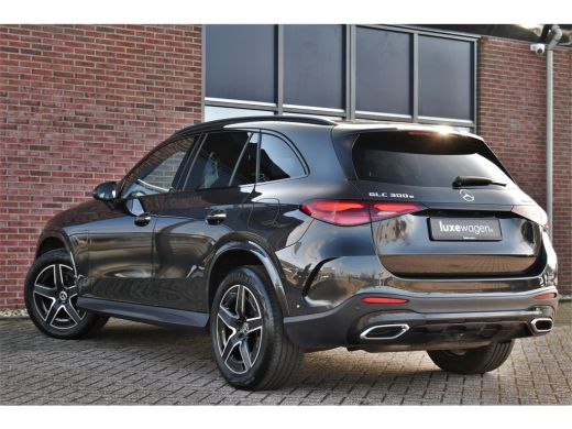 Mercedes-Benz GLC 300e 4MATIC AMG Trekh Distr Burmester ActivLease financial lease
