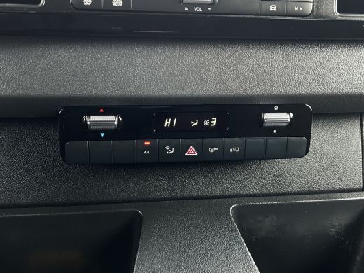 Mercedes-Benz Sprinter 317 CDI 170 PK PRO FACELIFT / AUTOMAAT / L3H2 / LED !! / 39.957 KM !! / 270 A DEUREN / STOELVERWA... ActivLease financial lease