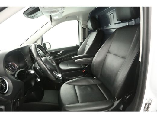Mercedes-Benz Vito 114 CDI | Aut. | Clima | Cruise | Camera | Trekhaak | Schuifdeur L+R | Carplay | Navi | Parkeersens. ActivLease financial lease