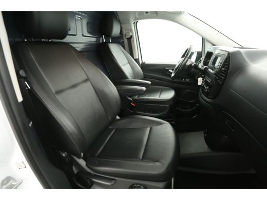 Mercedes-Benz Vito 114 CDI | Aut. | Clima | Cruise | Camera | Trekhaak | Schuifdeur L+R | Carplay | Navi | Parkeersens. ActivLease financial lease