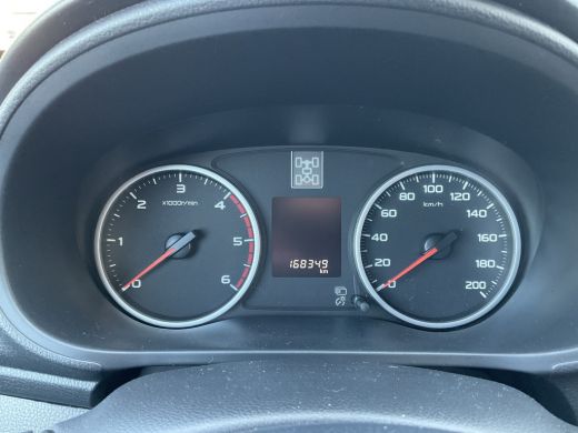 Mitsubishi L200 5-Pers 2.4D LX Double Cab Trekhaak 3500kg Leer Nav/Cam 5 zits ActivLease financial lease