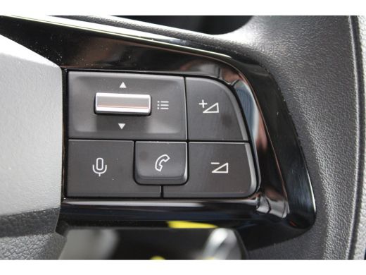 Opel Combo 1.5D 102 PK 10" SCHERM + DRAADLOOS CARPLAY | BETONPLEX VLOER | LAGE KM STAND ActivLease financial lease