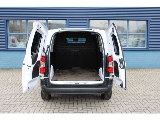 Opel Combo 1.5D 102 PK 10" SCHERM + DRAADLOOS CARPLAY | BETONPLEX VLOER | LAGE KM STAND ActivLease financial lease