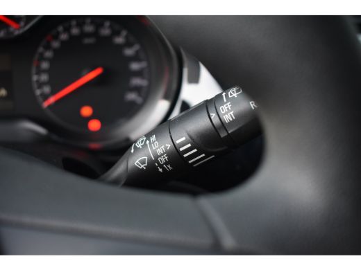 Opel Corsa 1.2 Edition | Afn. Trekhaak | Navigatie | Dealeronderhouden | Airco | Cruise Control | !! ActivLease financial lease