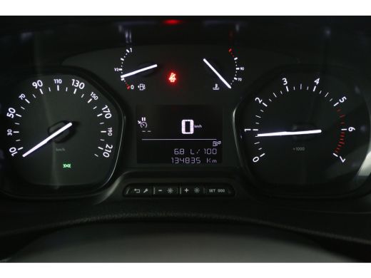 Opel Vivaro 2.0 CDTI L2H1 | 145PK | Airco | Cruise | Carplay | Camera | 3 Zits | Trekhaak | Navi ActivLease financial lease