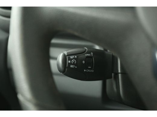 Opel Vivaro 2.0 CDTI L2H1 | 145PK | Airco | Cruise | Carplay | Camera | 3 Zits | Trekhaak | Navi ActivLease financial lease