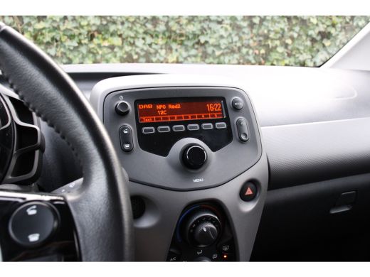 Peugeot 108 1.0 e-VTi Active | NL-AUTO! | 1E EIGENAAR | CLIMA | ELEKTR INKLAP SPIEGELS | DEALER OH! | LAGE KM... ActivLease financial lease