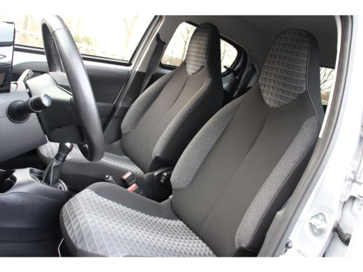 Peugeot 108 1.0 e-VTi Active | NL-AUTO! | 1E EIGENAAR | CLIMA | ELEKTR INKLAP SPIEGELS | DEALER OH! | LAGE KM... ActivLease financial lease