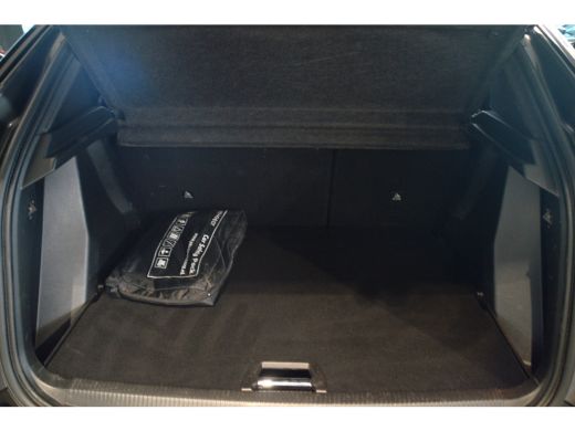 Peugeot 2008 1.2 130PK | Allure Pack | Achteruitrijcamera | 16 Inch LMV | Parkeersensoren achter | Dakrails | ... ActivLease financial lease