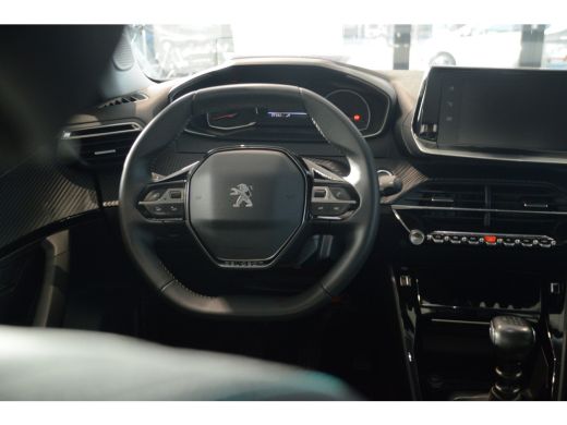 Peugeot 2008 1.2 130PK | Allure Pack | Achteruitrijcamera | 16 Inch LMV | Parkeersensoren achter | Dakrails | ... ActivLease financial lease